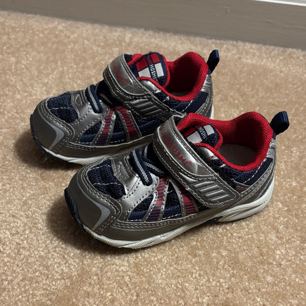 Tsukihoshi sneakers toddler boy like new size 6.5